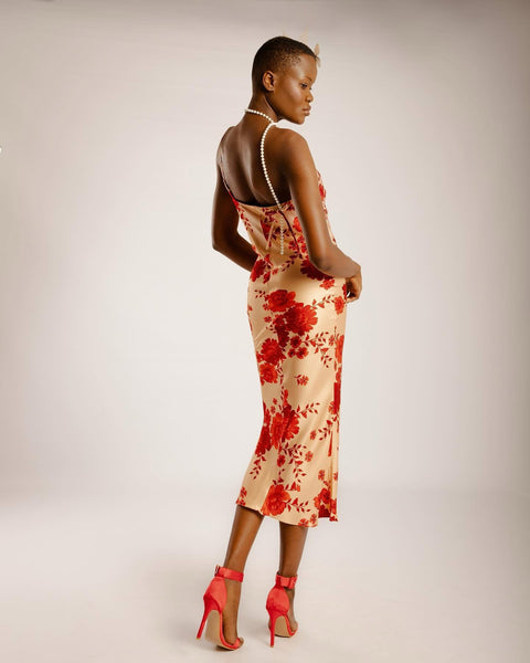 La Femme Flowers