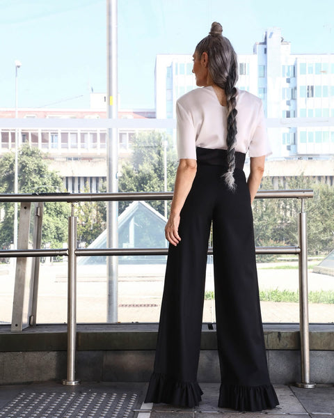 Chic Blouse